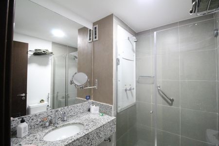 Apartamento à venda com 70m², 2 quartos e 1 vagaBanheiro da suíte 2