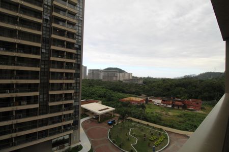 Apartamento à venda com 70m², 2 quartos e 1 vagaSala - Varanda