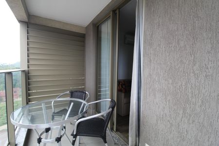 Apartamento à venda com 70m², 2 quartos e 1 vagaSala - Varanda