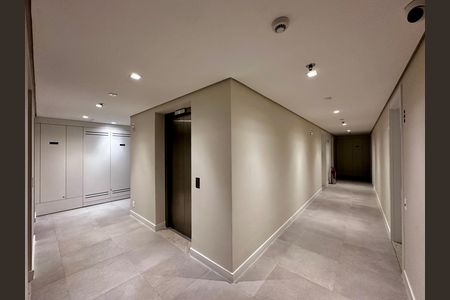 Studio para alugar com 24m², 1 quarto e sem vagaÁrea comum - Hall Apartamento