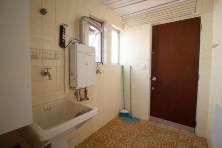 Apartamento à venda com 90m², 3 quartos e 1 vagaÁrea de Serviço