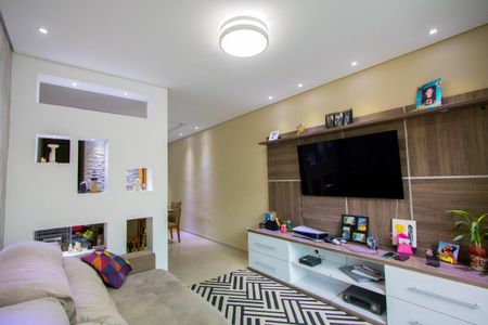 Casa à venda com 129m², 3 quartos e 2 vagas Casa à venda com 129m², 3 quartos e 2 vagasSala