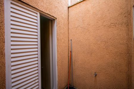 Casa à venda com 129m², 3 quartos e 2 vagas Casa à venda com 129m², 3 quartos e 2 vagasÁrea externa do quarto 3