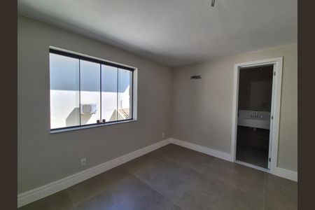 Apartamento à venda com 297m², 4 quartos e 3 vagas Apartamento à venda com 297m², 4 quartos e 3 vagasSuíte 2