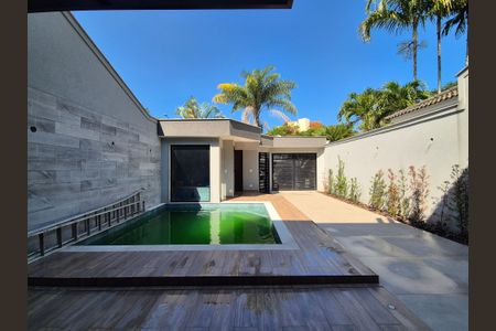 Apartamento à venda com 297m², 4 quartos e 3 vagas Apartamento à venda com 297m², 4 quartos e 3 vagasÁrea externa