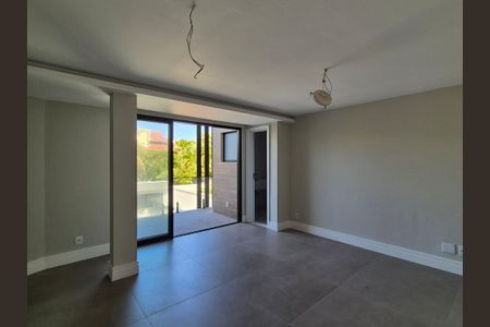 Apartamento à venda com 297m², 4 quartos e 3 vagas Apartamento à venda com 297m², 4 quartos e 3 vagasSuíte 4