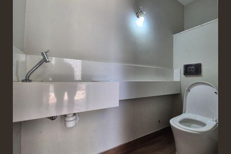 Apartamento à venda com 297m², 4 quartos e 3 vagas Apartamento à venda com 297m², 4 quartos e 3 vagasLavabo da Área Gourmet