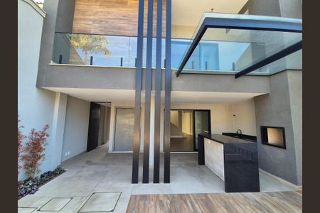 Apartamento à venda com 297m², 4 quartos e 3 vagas Apartamento à venda com 297m², 4 quartos e 3 vagasÁrea Gourmet