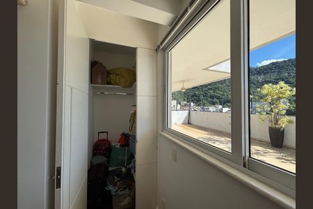 Apartamento à venda com 274m², 4 quartos e 2 vagasQuarto 1