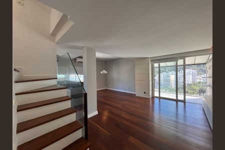 Apartamento à venda com 274m², 4 quartos e 2 vagasSala