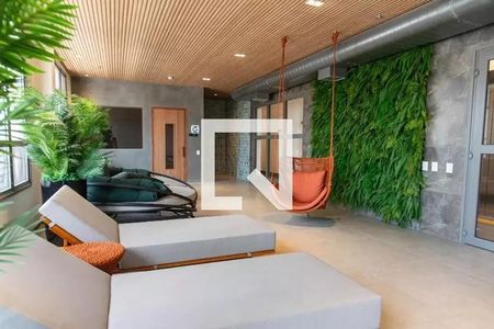 Studio à venda com 29m², 0 quarto e sem vagaÁrea comum - Piscina