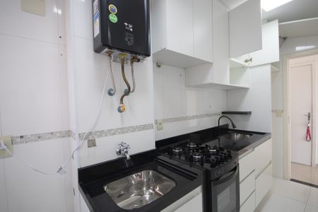 Apartamento à venda com 62m², 3 quartos e 1 vaga Apartamento à venda com 62m², 3 quartos e 1 vagaCozinha e Área de Serviço