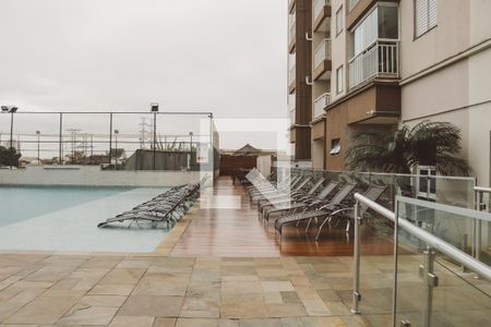 Apartamento à venda com 62m², 3 quartos e 1 vaga Apartamento à venda com 62m², 3 quartos e 1 vagaÁrea comum - Piscina