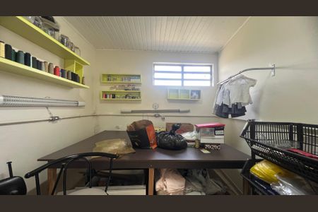 Casa para alugar com 500m², 5 quartos e 8 vagasQuarto de Serviço