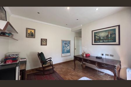 Casa para alugar com 500m², 5 quartos e 8 vagasSuíte 2