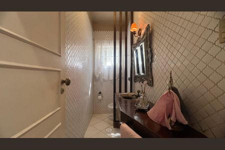 Casa para alugar com 500m², 5 quartos e 8 vagasLavabo