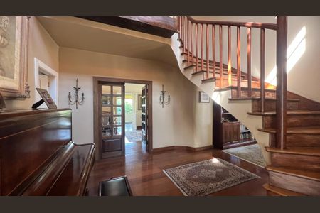 Casa para alugar com 500m², 5 quartos e 8 vagasHall de entrada