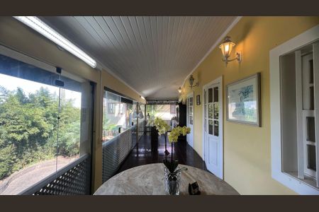 Casa para alugar com 500m², 5 quartos e 8 vagasTerraço