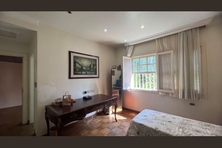 Casa para alugar com 500m², 5 quartos e 8 vagasSuíte 2