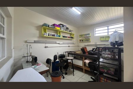 Casa para alugar com 500m², 5 quartos e 8 vagasQuarto de Serviço