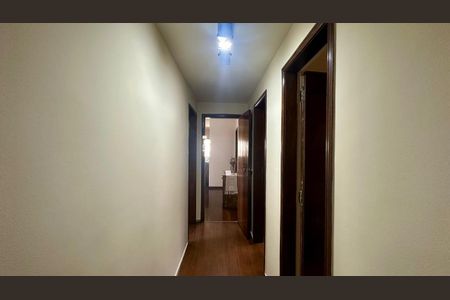 Apartamento à venda com 138m², 4 quartos e 2 vagasCorredor