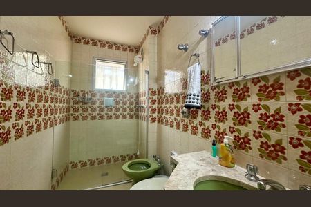 Apartamento à venda com 138m², 4 quartos e 2 vagasBanheiro