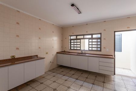 Casa à venda com 190m², 3 quartos e 2 vagas Casa à venda com 190m², 3 quartos e 2 vagasCozinha