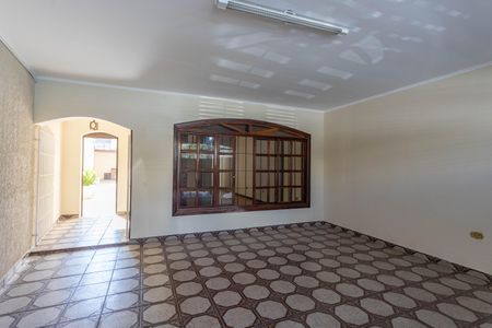Casa à venda com 190m², 3 quartos e 2 vagas Casa à venda com 190m², 3 quartos e 2 vagasGaragem