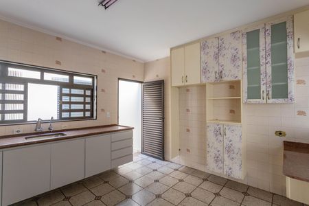 Casa à venda com 190m², 3 quartos e 2 vagas Casa à venda com 190m², 3 quartos e 2 vagasCozinha