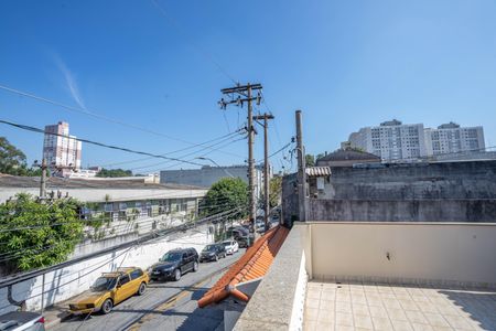 Casa à venda com 190m², 3 quartos e 2 vagas Casa à venda com 190m², 3 quartos e 2 vagasVista da varanda