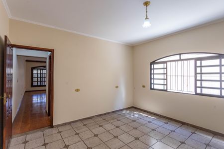 Casa à venda com 190m², 3 quartos e 2 vagas Casa à venda com 190m², 3 quartos e 2 vagasCopa
