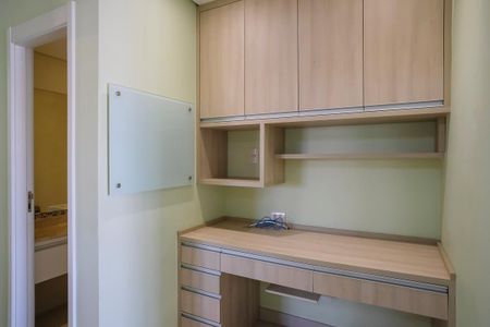 Apartamento à venda com 147m², 3 quartos e 3 vagasEscritório