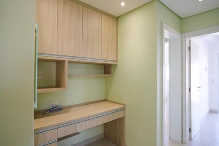 Apartamento à venda com 147m², 3 quartos e 3 vagasEscritório