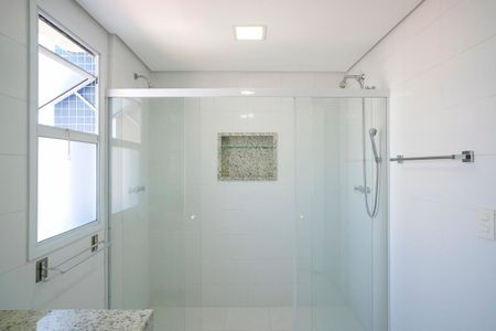 Apartamento à venda com 147m², 3 quartos e 3 vagasBanheiro da suíte 1