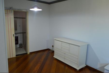 Casa de condomínio para alugar com 600m², 4 quartos e 2 vagas Casa de condomínio para alugar com 600m², 4 quartos e 2 vagasSuíte 1