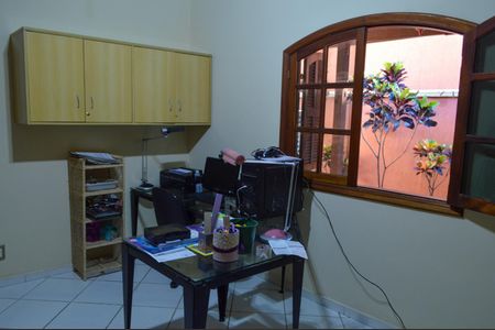 Casa de condomínio para alugar com 600m², 4 quartos e 2 vagas Casa de condomínio para alugar com 600m², 4 quartos e 2 vagasQuarto 2