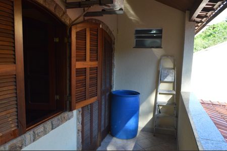 Casa de condomínio para alugar com 600m², 4 quartos e 2 vagas Casa de condomínio para alugar com 600m², 4 quartos e 2 vagasVaranda da Suíte 2