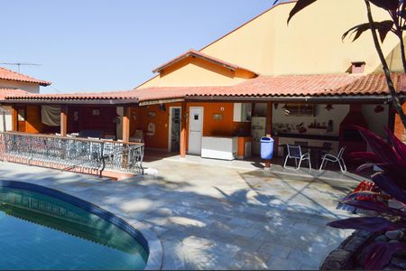 Casa de condomínio para alugar com 600m², 4 quartos e 2 vagas Casa de condomínio para alugar com 600m², 4 quartos e 2 vagasÁrea Gourmet