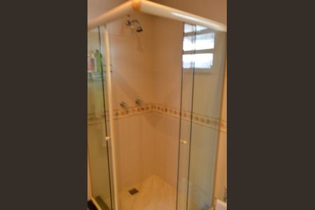 Casa de condomínio para alugar com 600m², 4 quartos e 2 vagas Casa de condomínio para alugar com 600m², 4 quartos e 2 vagasBanheiro Social