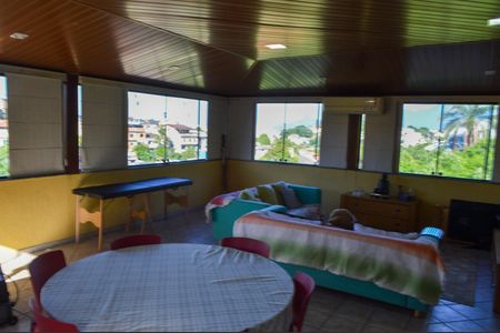 Casa de condomínio para alugar com 600m², 4 quartos e 2 vagas Casa de condomínio para alugar com 600m², 4 quartos e 2 vagasSala 2