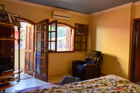 Casa de condomínio para alugar com 600m², 4 quartos e 2 vagas Casa de condomínio para alugar com 600m², 4 quartos e 2 vagasSuíte 2