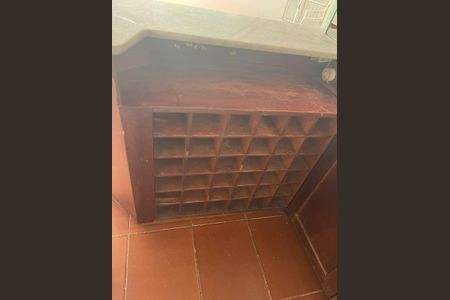 Casa à venda com 254m², 4 quartos e 2 vagas Casa à venda com 254m², 4 quartos e 2 vagasDetalhe da Sala