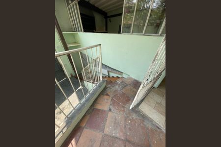 Casa à venda com 254m², 4 quartos e 2 vagas Casa à venda com 254m², 4 quartos e 2 vagasÁrea Externa