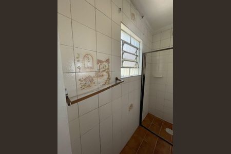 Casa à venda com 254m², 4 quartos e 2 vagas Casa à venda com 254m², 4 quartos e 2 vagasBanheiro 2