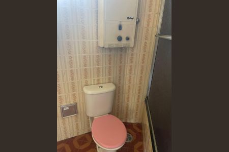 Casa à venda com 254m², 4 quartos e 2 vagas Casa à venda com 254m², 4 quartos e 2 vagasBanheiro 3