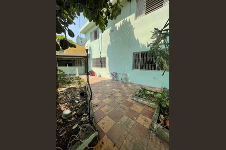 Casa à venda com 254m², 4 quartos e 2 vagas Casa à venda com 254m², 4 quartos e 2 vagasÁrea Externa