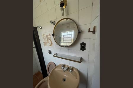 Casa à venda com 254m², 4 quartos e 2 vagas