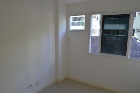 Apartamento à venda com 55m², 2 quartos e sem vaga Apartamento à venda com 55m², 2 quartos e sem vagaSuíte