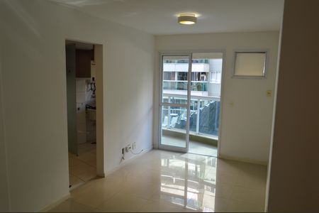 Apartamento à venda com 55m², 2 quartos e sem vaga Apartamento à venda com 55m², 2 quartos e sem vagaSala