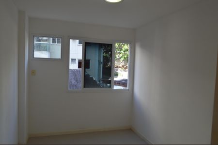 Apartamento à venda com 55m², 2 quartos e sem vaga Apartamento à venda com 55m², 2 quartos e sem vagaSuíte